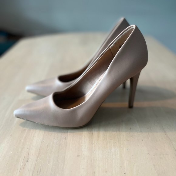 Christian Siriano Shoes - Christian Siriano for Payless Nude / Buff  Heel Size 7.5